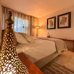 Golf Gardens Elegant 2 Bedroom With Tropical Garden Views Walk To Lägenhet Marbella