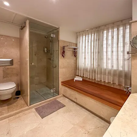 アパート Golf Gardens Elegant 2 Bedroom With Tropical Garden Views Walk To