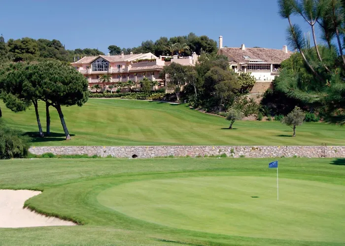 شقة Golf Gardens Elegant 2 Bedroom With Tropical Garden Views Walk To
